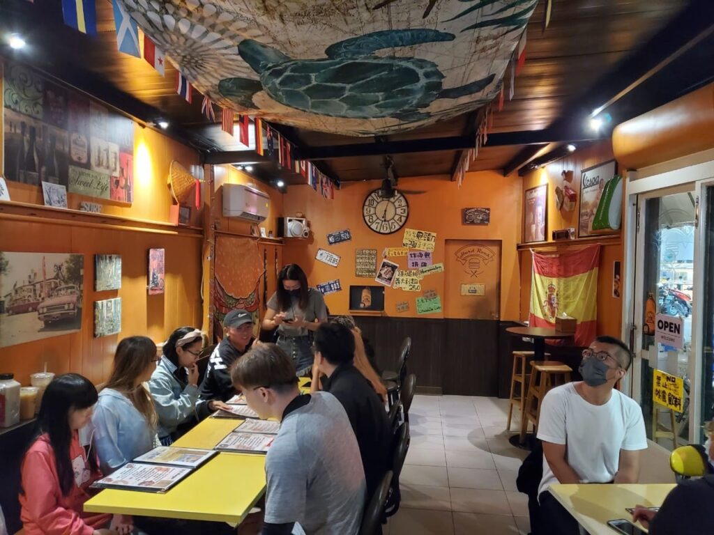 岩石美式餐廳
